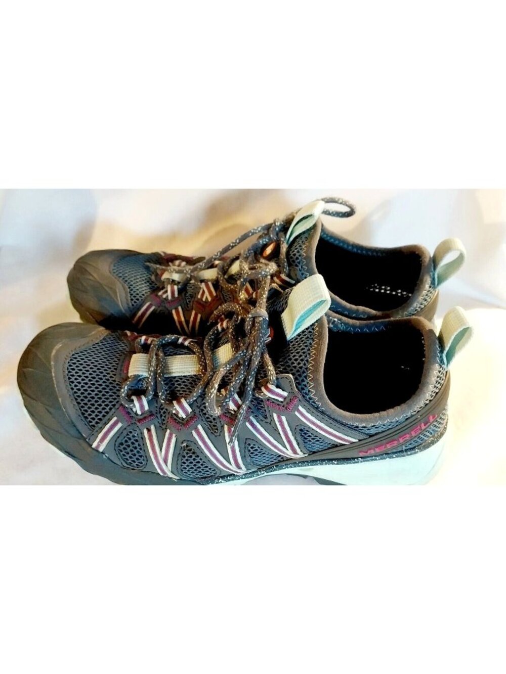 Merrell Womens Hiking Shoes Gray Mesh Size 7.5 Vibram Sole Durable Outdoor Footw